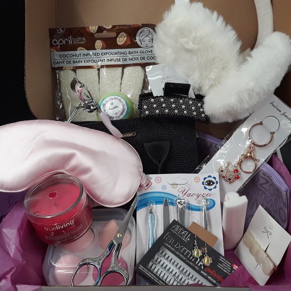 ***SALE*** Self Care Gift Box, Mystery Gift Box, Gifts for Her, Beauty Box
